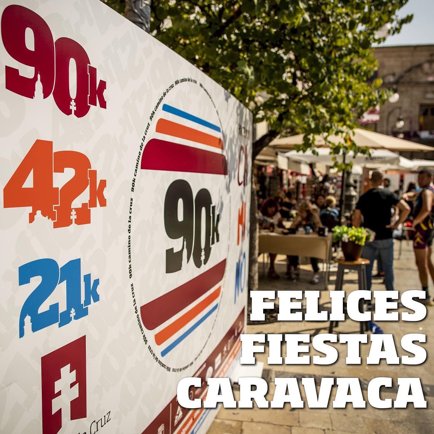 Se acercan las #FiestasDeCaravaca y desde la 90k Camino de la Cruz queremos desear a todos los caravaqueños unas felices fiestas y a disfrutar de tanto que nos habíamos quedado estos dos años.

¡Felices Fiestas!