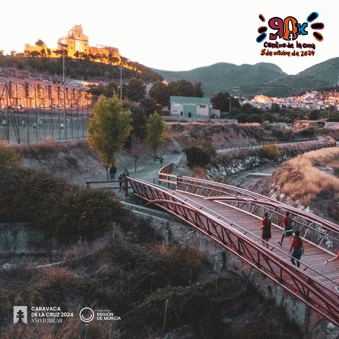 La entrada a Caravaca de la Cruz: la imagen que todos esperamos cuando iniciamos nuestro reto ✨

Y de fondo el famoso castillo-fortaleza que corona la cima de este mágico lugar envuelto de historia que esta edición se celebra en su Año Jubilar.

Gracias a todos los que ya tenéis el dorsal: estáis convirtiendo 2024 en un año memorable en todos los sentidos. Nos vemos en octubre 🏅

@aytodecaravaca @caminodecaravaca @turismoregiondemurcia